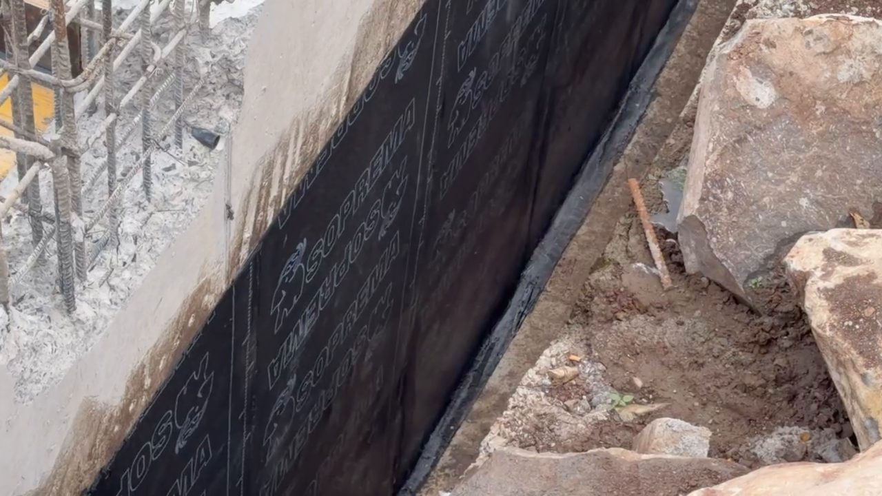 Waterproofing on the outer wall of the garage level